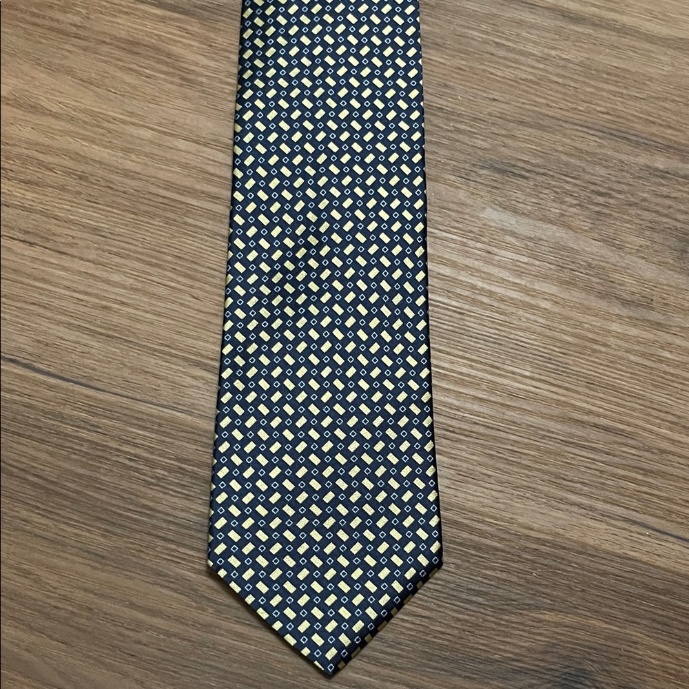 Tommy Hilfiger Navy and Yellow Men’s Tie